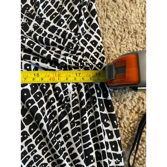 Alfani Fit & Flare Black and White Print Dress - Size 1X *** - Picture 5 of 5